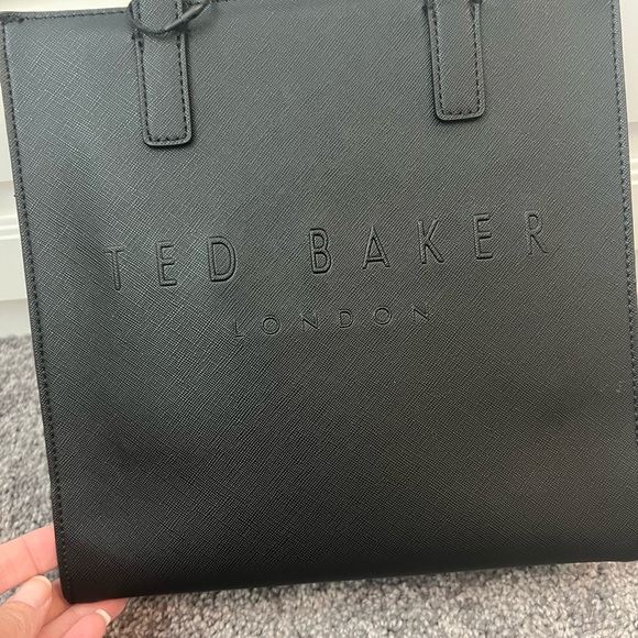 Ted Baker LONDON the Icon Mini Tote NWT - Picture 5 of 11